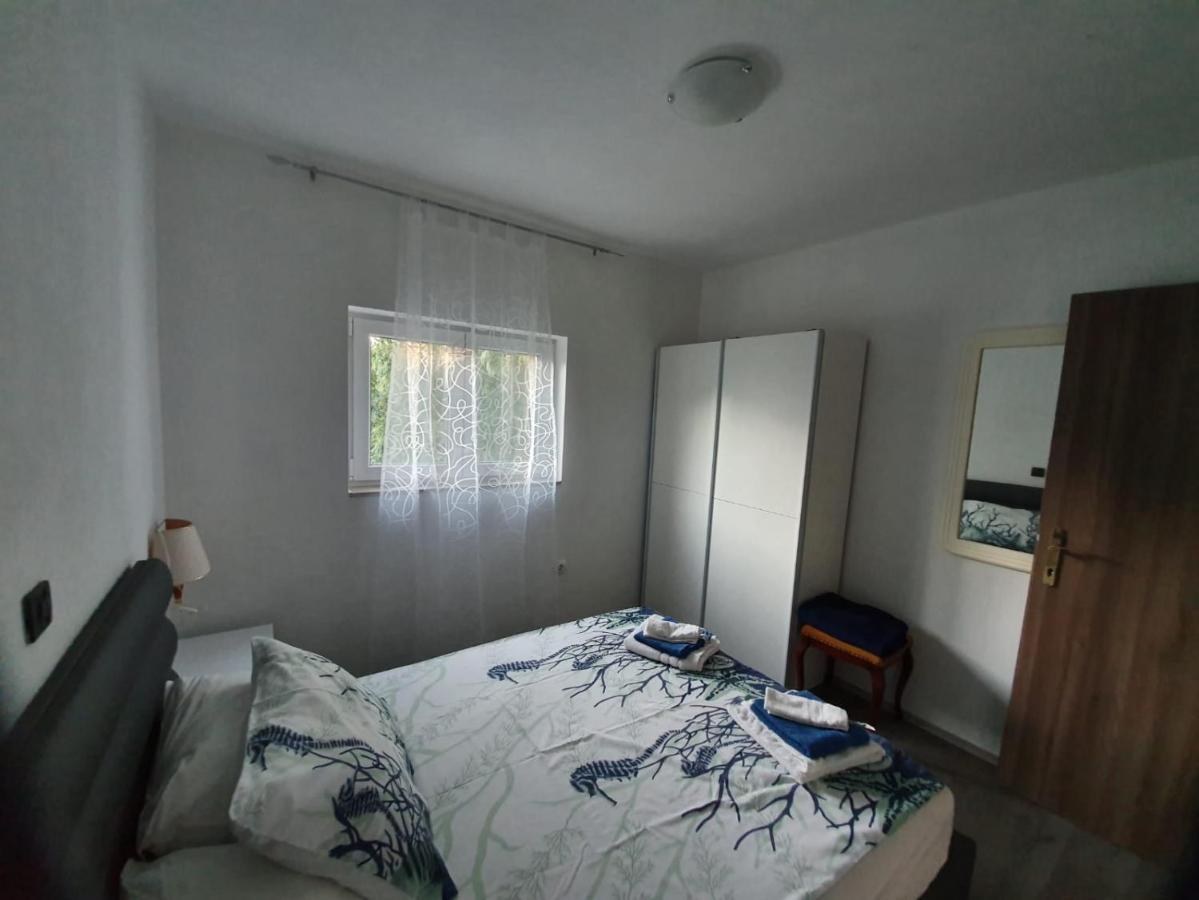 Apartmani Lucija Maslenica Eksteriør billede