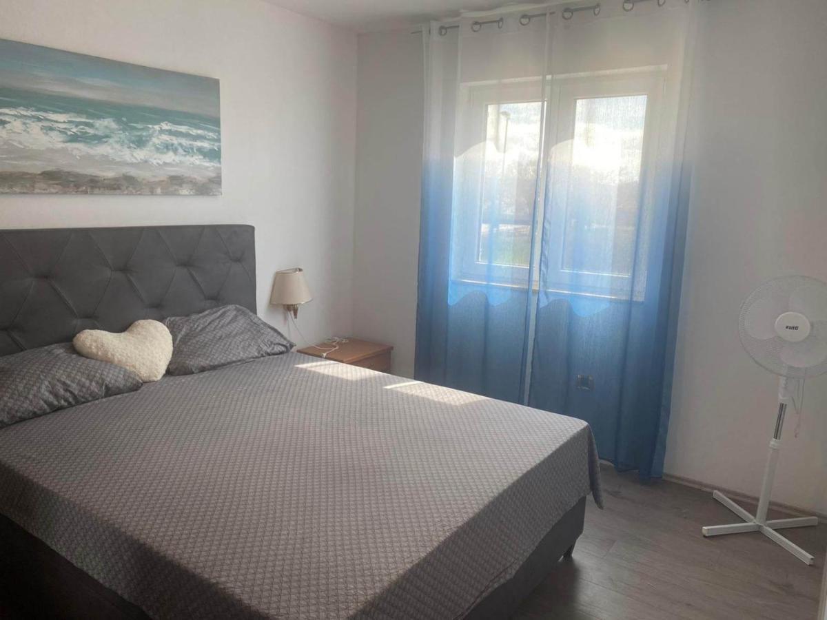 Apartmani Lucija Maslenica Eksteriør billede